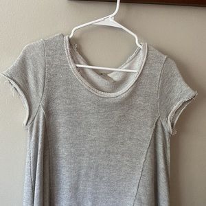 Moon B T-shirt, dress in gray distressed